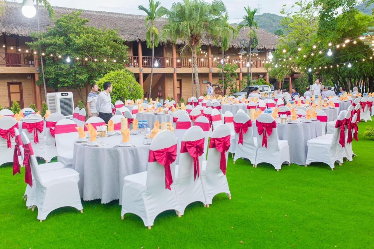Hoa Binh Hotel Exterior photo