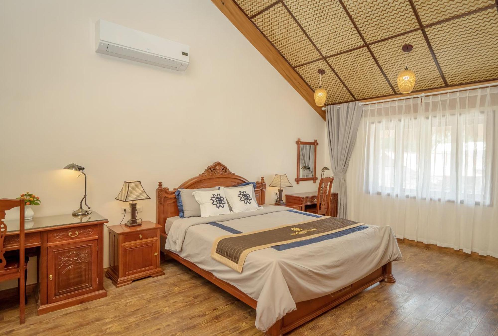 Hoa Binh Hotel Room photo