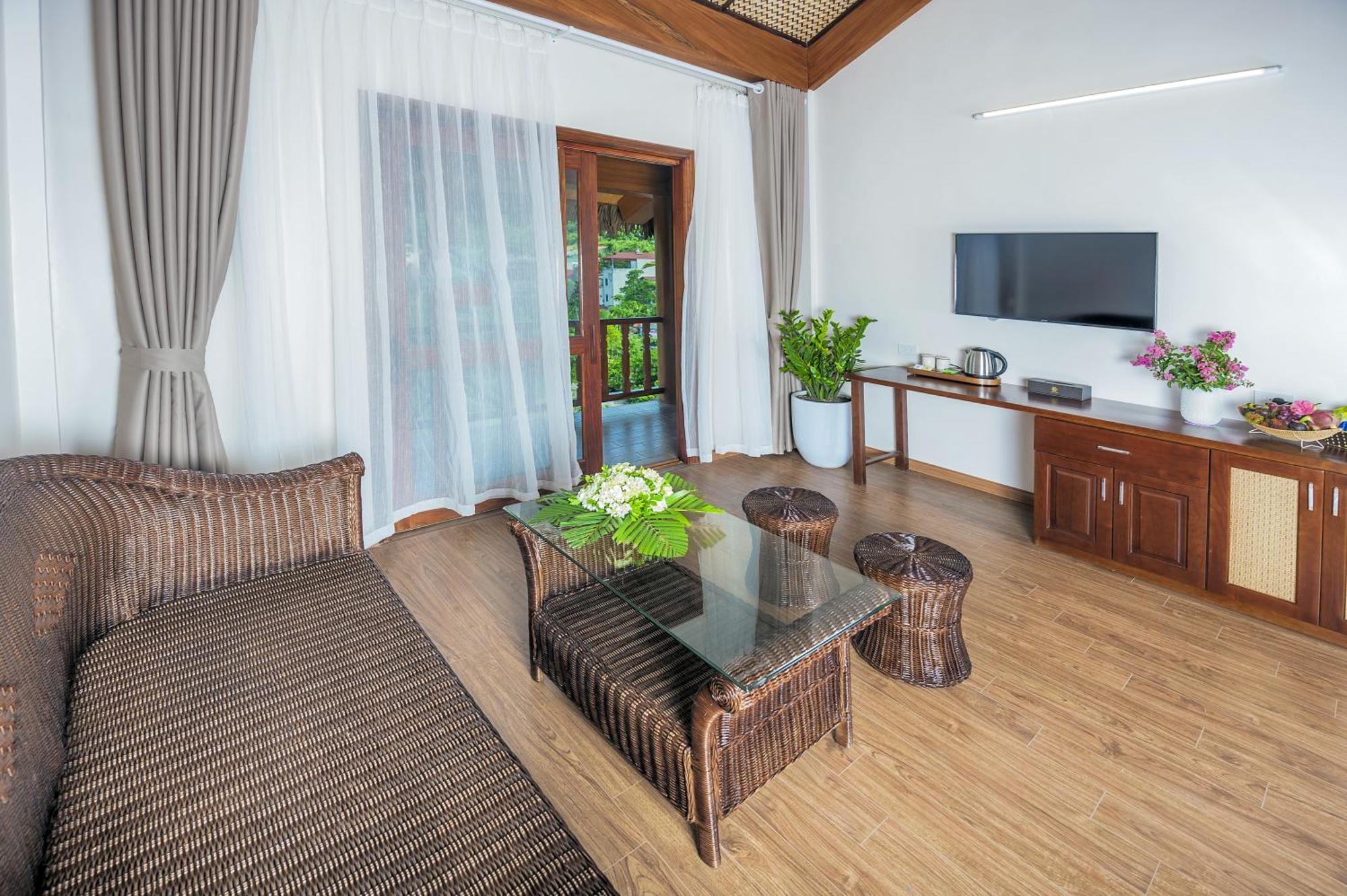 Hoa Binh Hotel Room photo