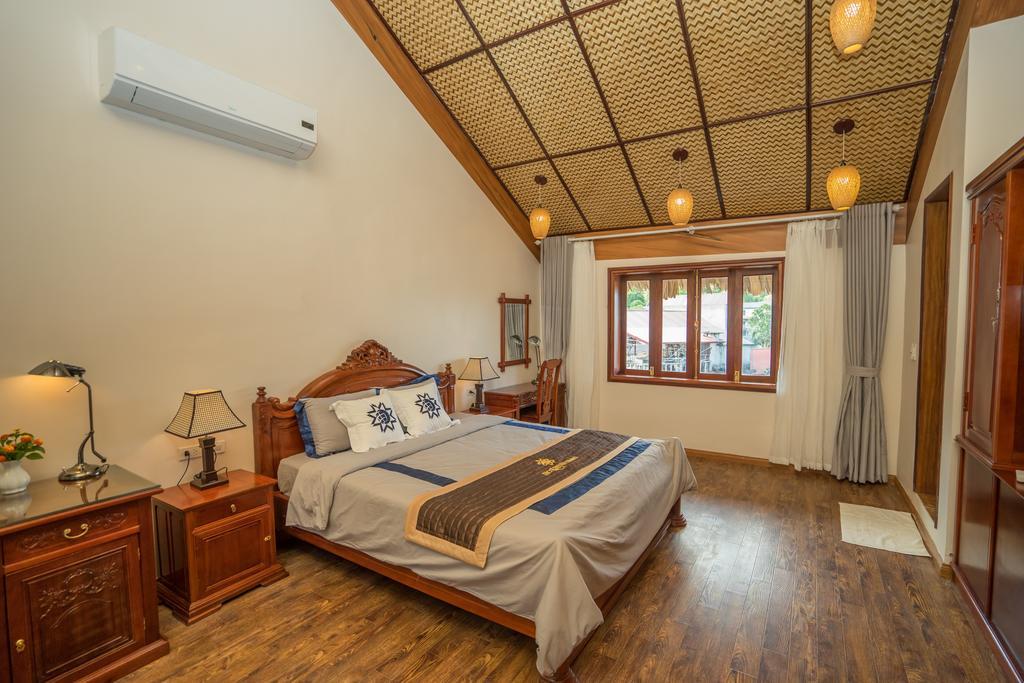 Hoa Binh Hotel Exterior photo