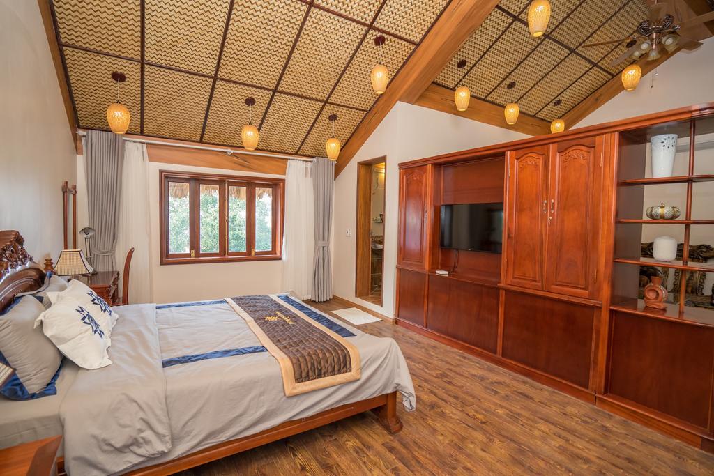 Hoa Binh Hotel Room photo